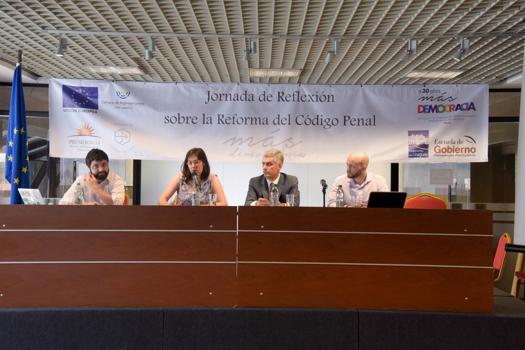 03.12.15-Jornada-de-Reforma-del-Código-Penal_0075_1